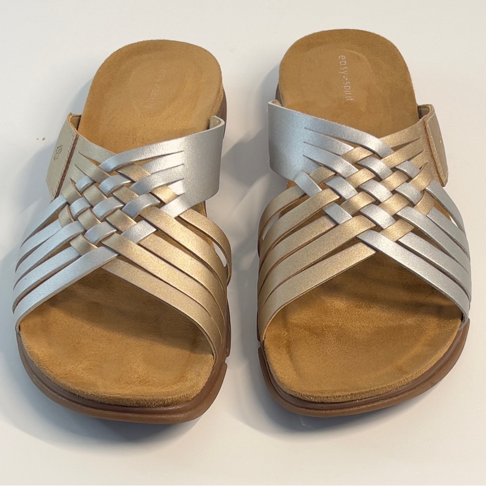EASY SPIRIT Women’s 9.5 Gold and Silver strap  slip on Sandal